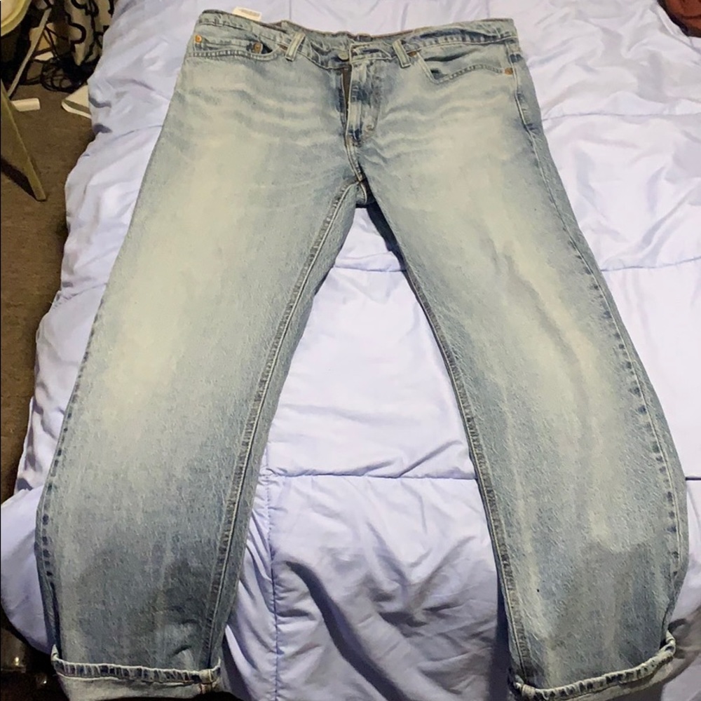 Light denim Levi straight jeans
